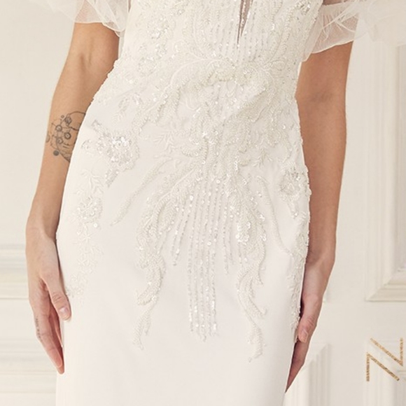 Short sleeve beaded lace long wedding dress - Picture 3 of 9